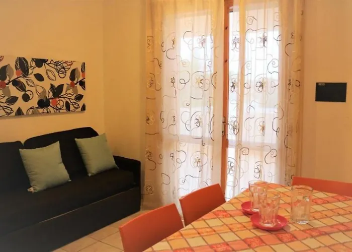 Διαμέρισμα With Large Terrace Μπιμπιόνε