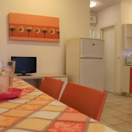 Apartment With Large Terrace *