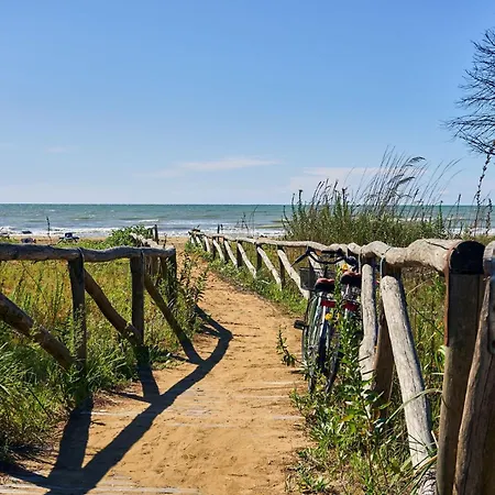 Apartment With Large Terrace Bibione