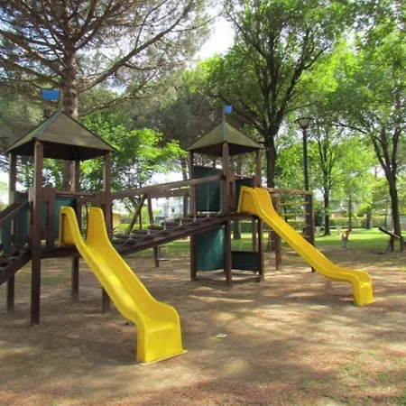 With Large Terrace Apartment *